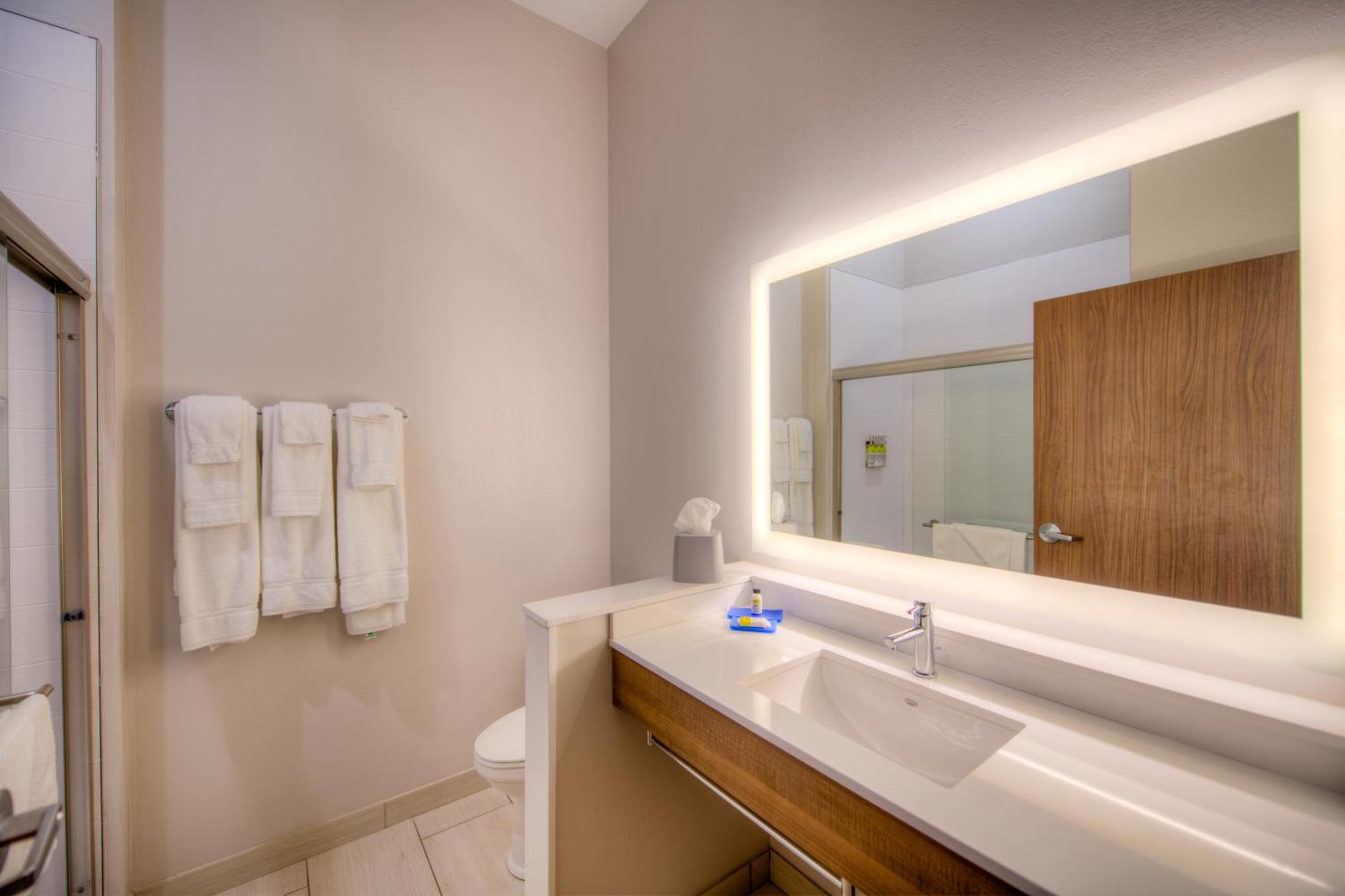 Holiday Inn Express & Suites - Remington By Ihg Dış mekan fotoğraf