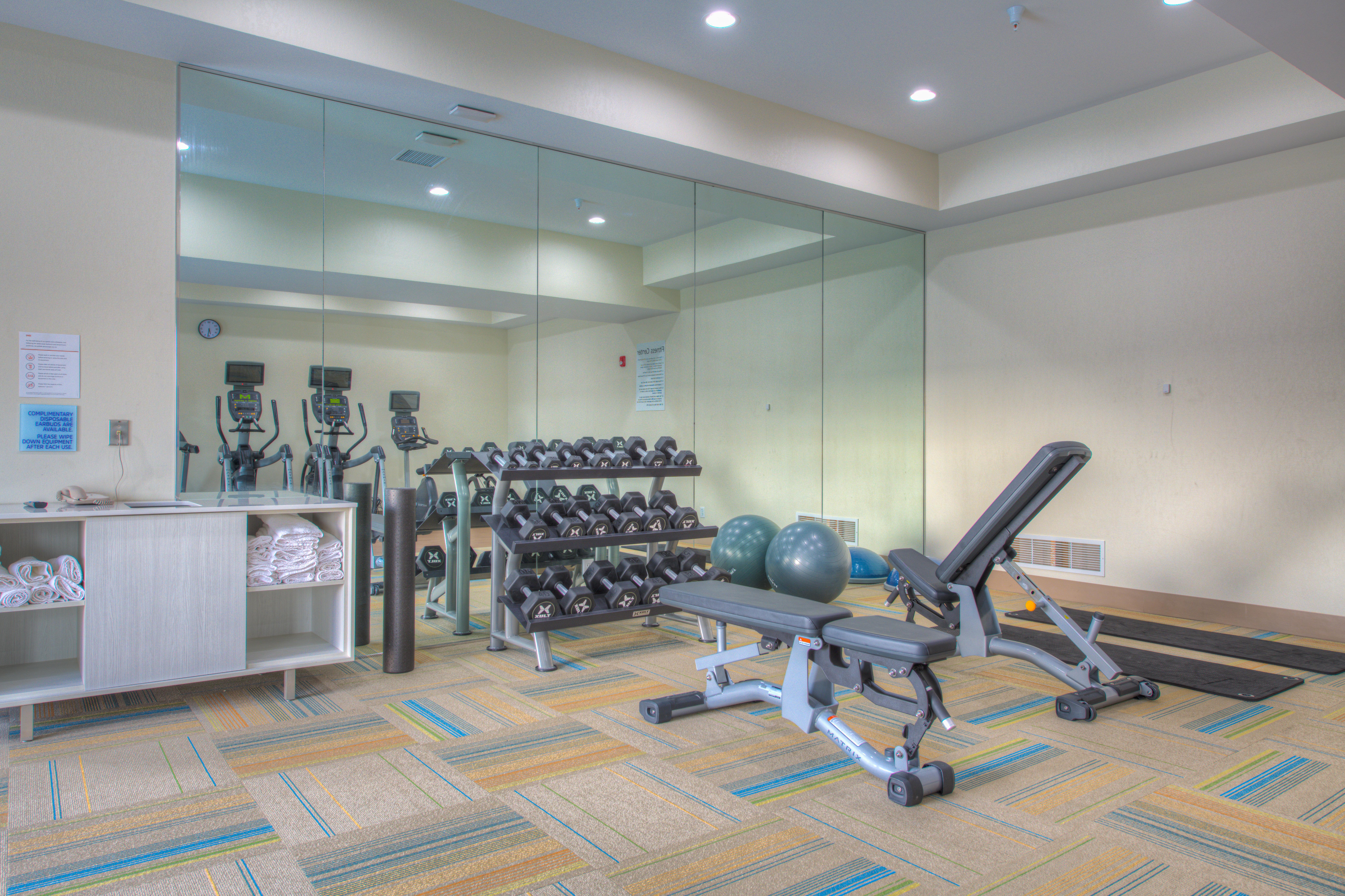 Holiday Inn Express & Suites - Remington By Ihg Dış mekan fotoğraf